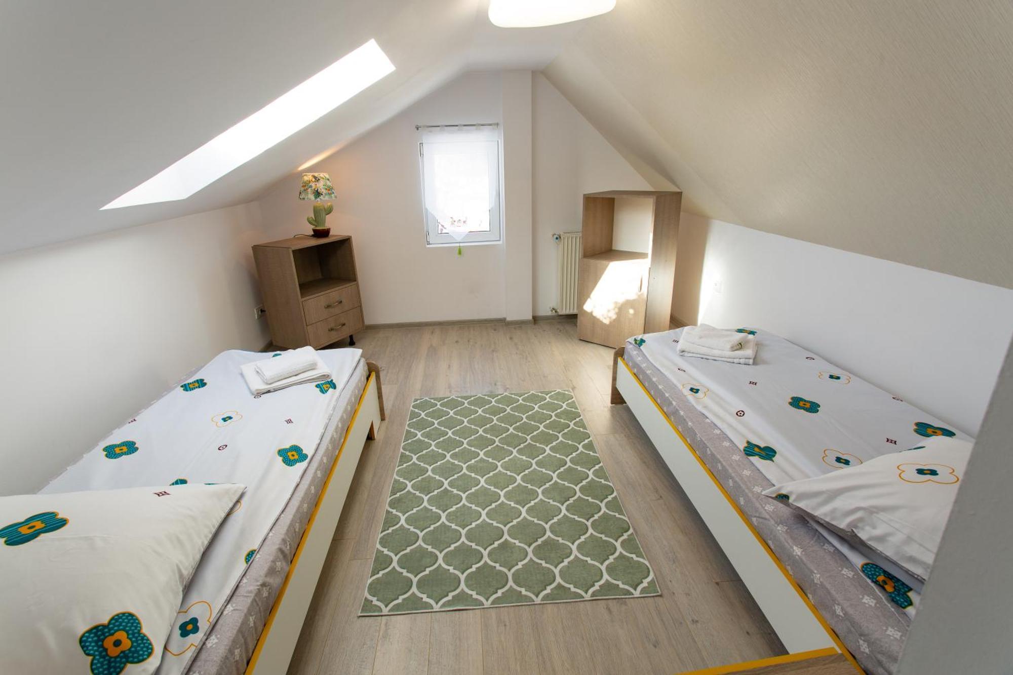 Отель Casa Liana Буштени Номер фото
